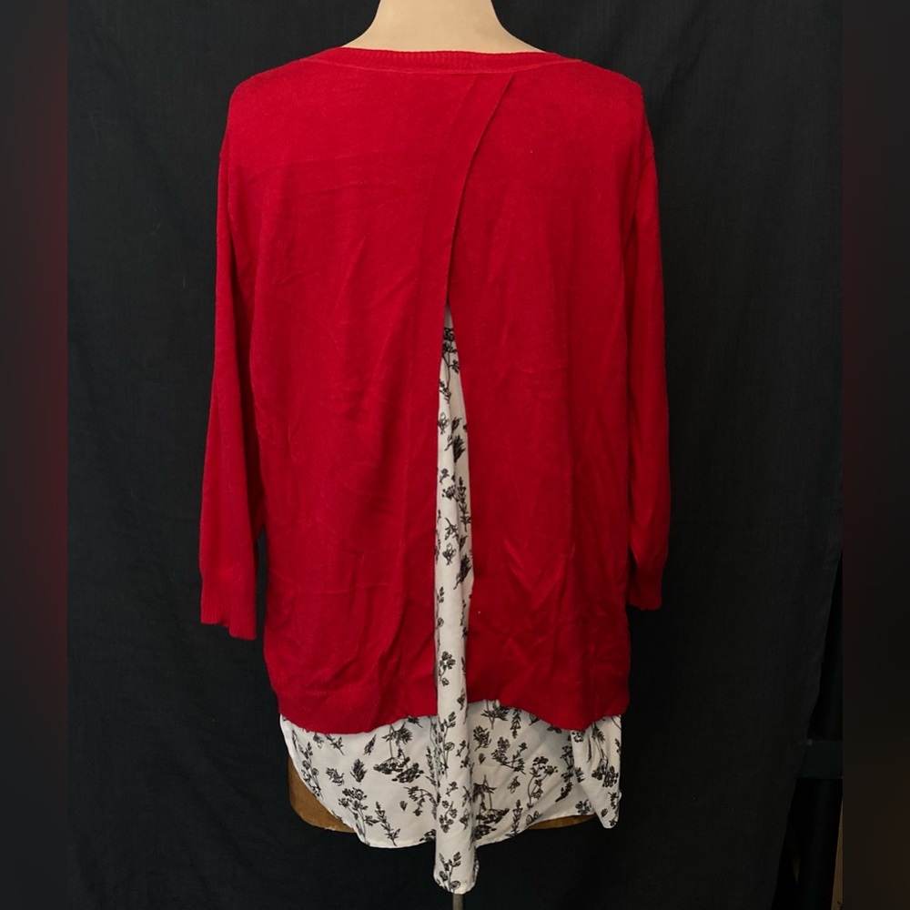 Roz‎ & Ali Plus Size Women's Scoop Neck Sweater + Top | Red, Black, & White - Picture 2 of 8